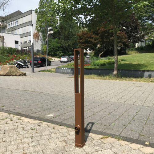 Afzetpaal modern 8 DE uitneembare uitvoering van deze fraaie anti parkeerpaal