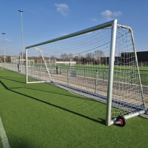 Verplaatsbaar voetbaldoel VD90 34 Verplaatsbaar senioren voetbaldoel met wit geknoopt PE-net van 3,25 mm