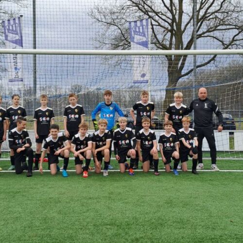 Voetbaldoel VD120 15 Ons team van Football Skills Drenthe op de foto