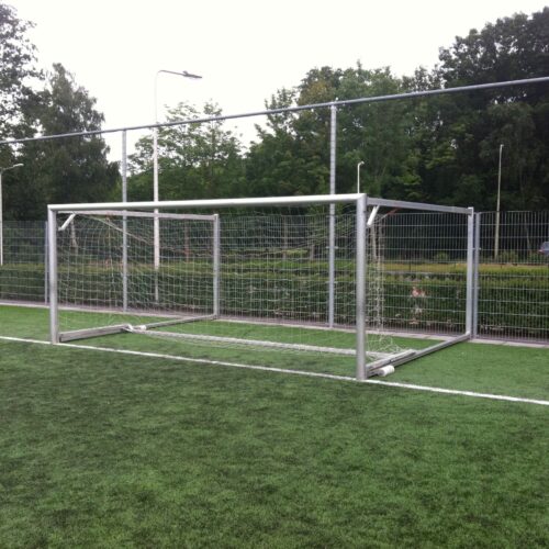 Voetbaldoel aluminium 5x2m wegdraaibaar en inklapbaar