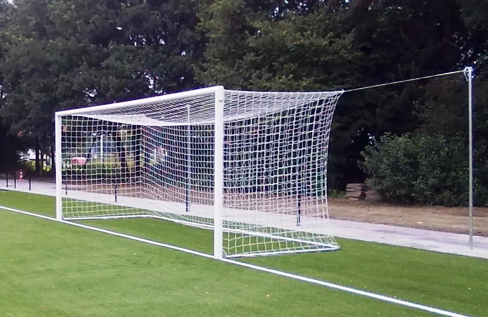 Doelnetten 7.5 x 2.5 x 2m. Kooimodel PP 3 Onze WK-doelnetten van Pe. Topkwaliteit voetbaldoelnetten met een zeer hoge UV-resistentie. 7.5 x 2.5 x 2 x 2 meter.