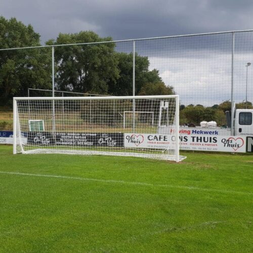 Voetbaldoel VD120 13 Ook de plaatsing van uw aluminium voetbaldoelen kunnen wij vanzelfsprekend voor u verzorgen