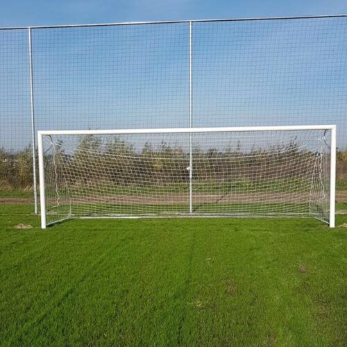 Voetbaldoel P-model VD111 23 Onze voetbaldoelen zijn zeer goed zelf te plaatsen, maar vanzelfsprekend kunnen ook wij dit verzorgen.