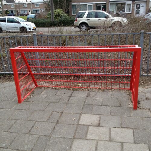 Voetbaldoeltjes model TRD300 90 Voetbaldoel TRD300. Rood gecoat. Afmetingen 1.5 x 0.75 meter.