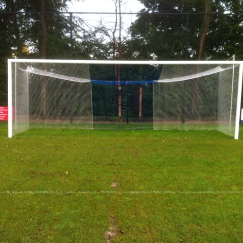 Antivandalisme voetbaldoelnet vrije netophanging 7.5 x 2.5m