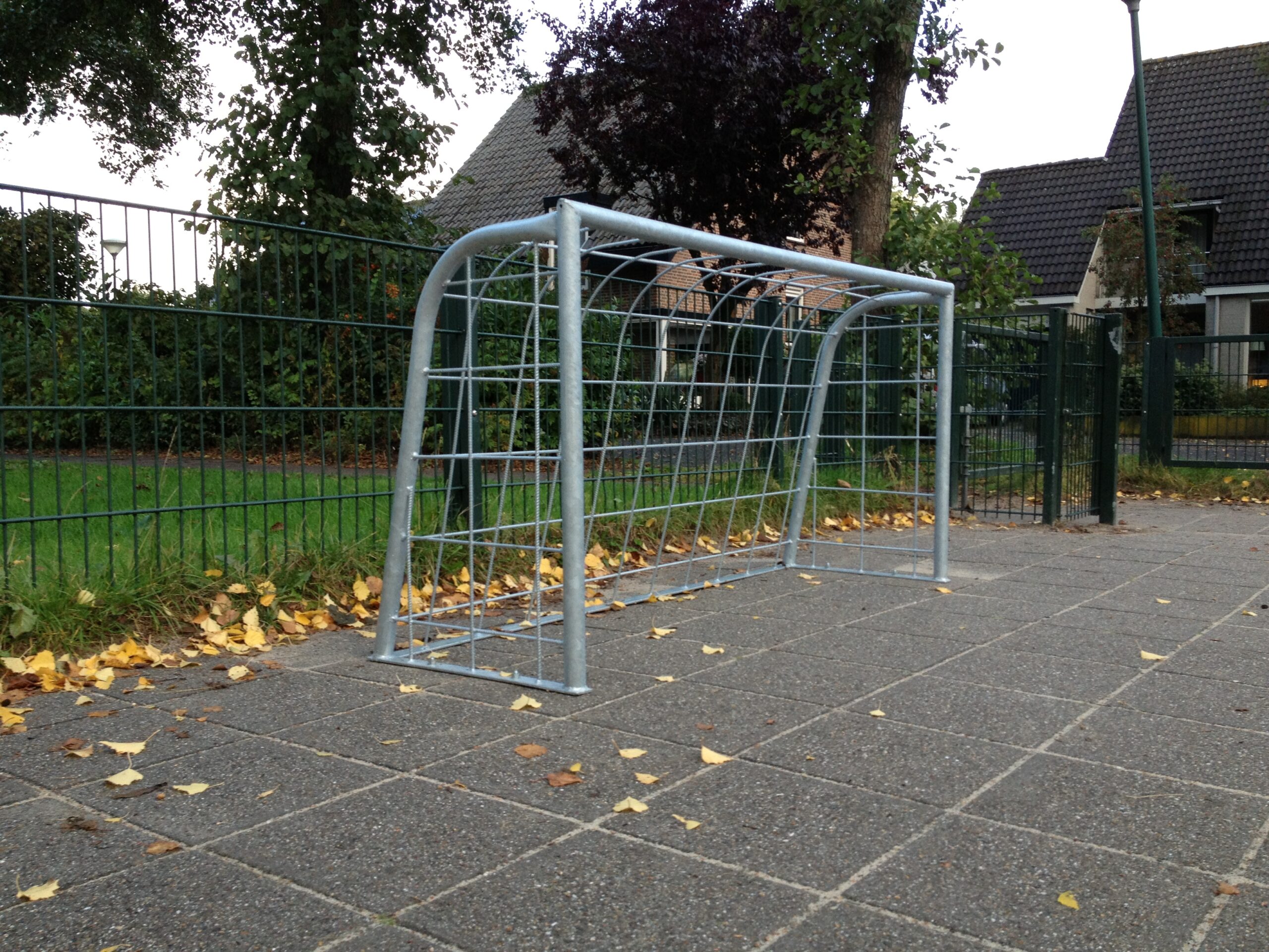 Voetbaldoeltjes model TRD210 6 Voetbaldoeltjes TRD210 zijn volbad thermisch verzinkt!