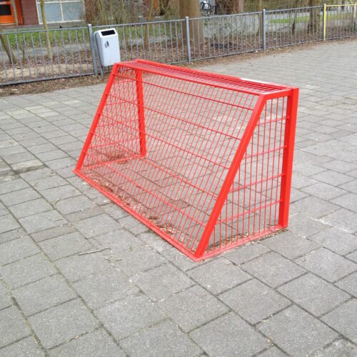 Voetbaldoeltjes model TRD300 81 Voetbaldoeltje TRD300 1.5 x 0.75 m. Eenvoudig op tegels vast te zetten