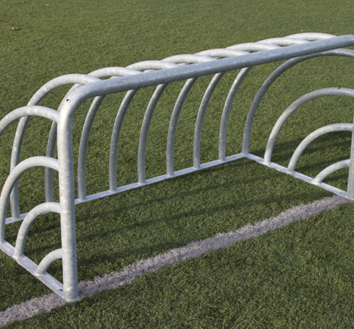 Trainingsdoeltjes TRV200 (1.5 x 0.75 m) 7 Voetbaldoeltjes TRV200. Volbad verzinkt dus zeer duurzaam en door de ronde vormen een zeer veilig voetbaldoeltje