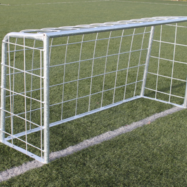 Voetbaldoeltjes model TRD210 8 Voetbaldoeltjes model TRD210. Ook zeer geschikt als trainingsdoeltje voor uw sportvereniging.