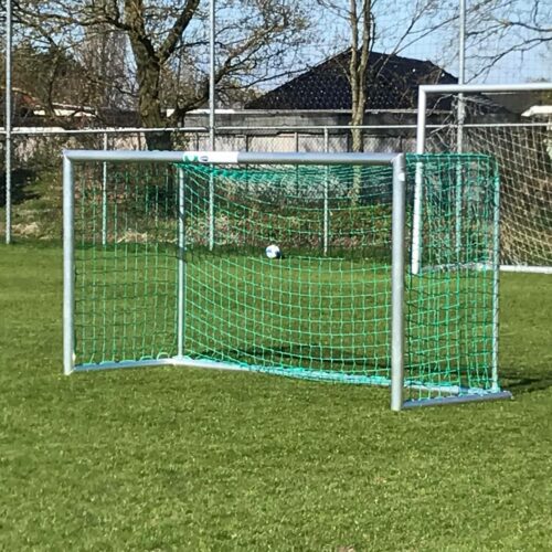 Voetbaldoeltjes KD-PRO (kanteldoelen) 18 Voetbaldoelen voor een bijzonder scherpe prijs. Voetbaldoel KD-Pro