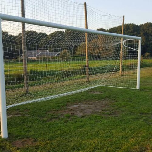 Opklapbare netbeugel voor seniorendoelen 21 Voetbaldoel VD111 uitgevoerd met de opklapbare netbeugel. Ook zonder opklapbare netbeugel leverbaar.