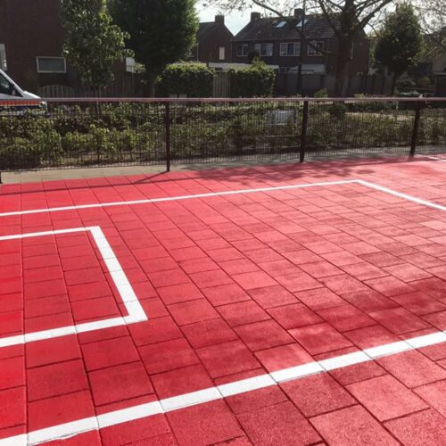 Sportvloercoating 50 Vloercoating op een tegelvloer