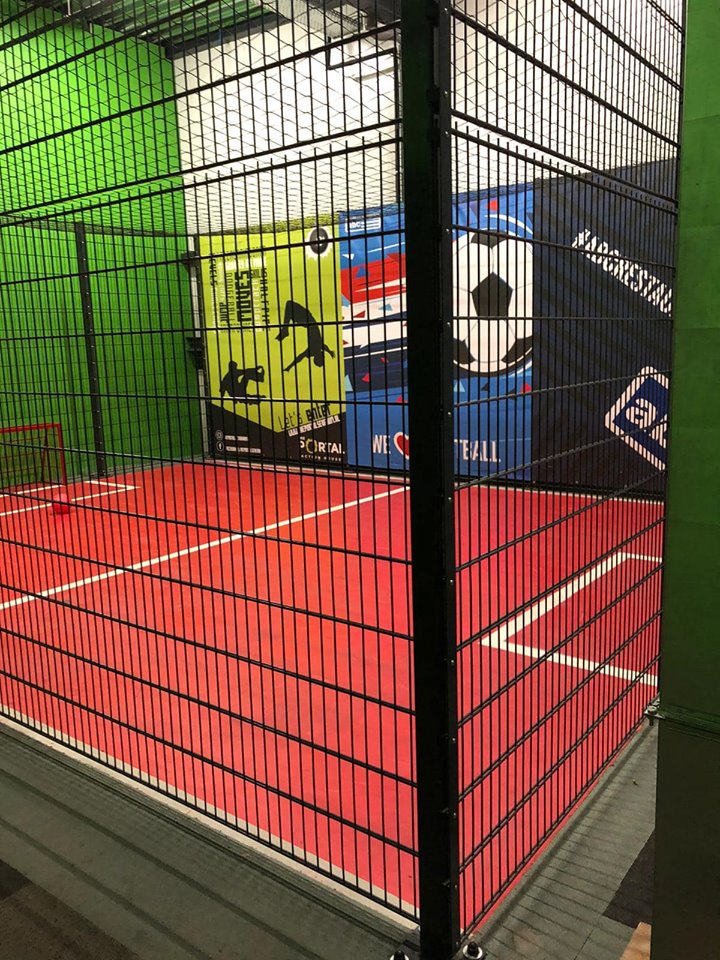 Maatwerk sportkooien en voetbalkooien 63 Maatwerk sportkooien en voetbalkooien - Afbeelding 63