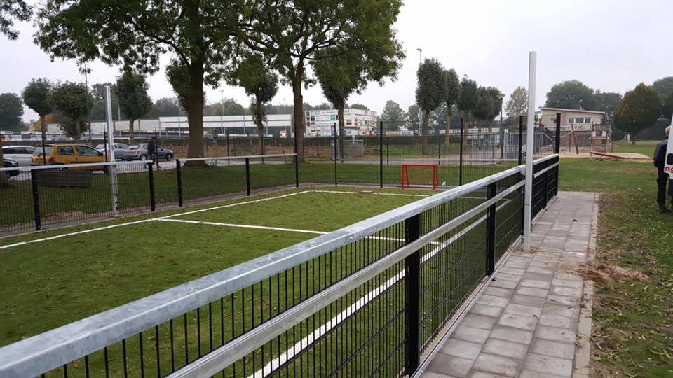 Maatwerk sportkooien en voetbalkooien 40 Maatwerk sportkooien en voetbalkooien - Afbeelding 40