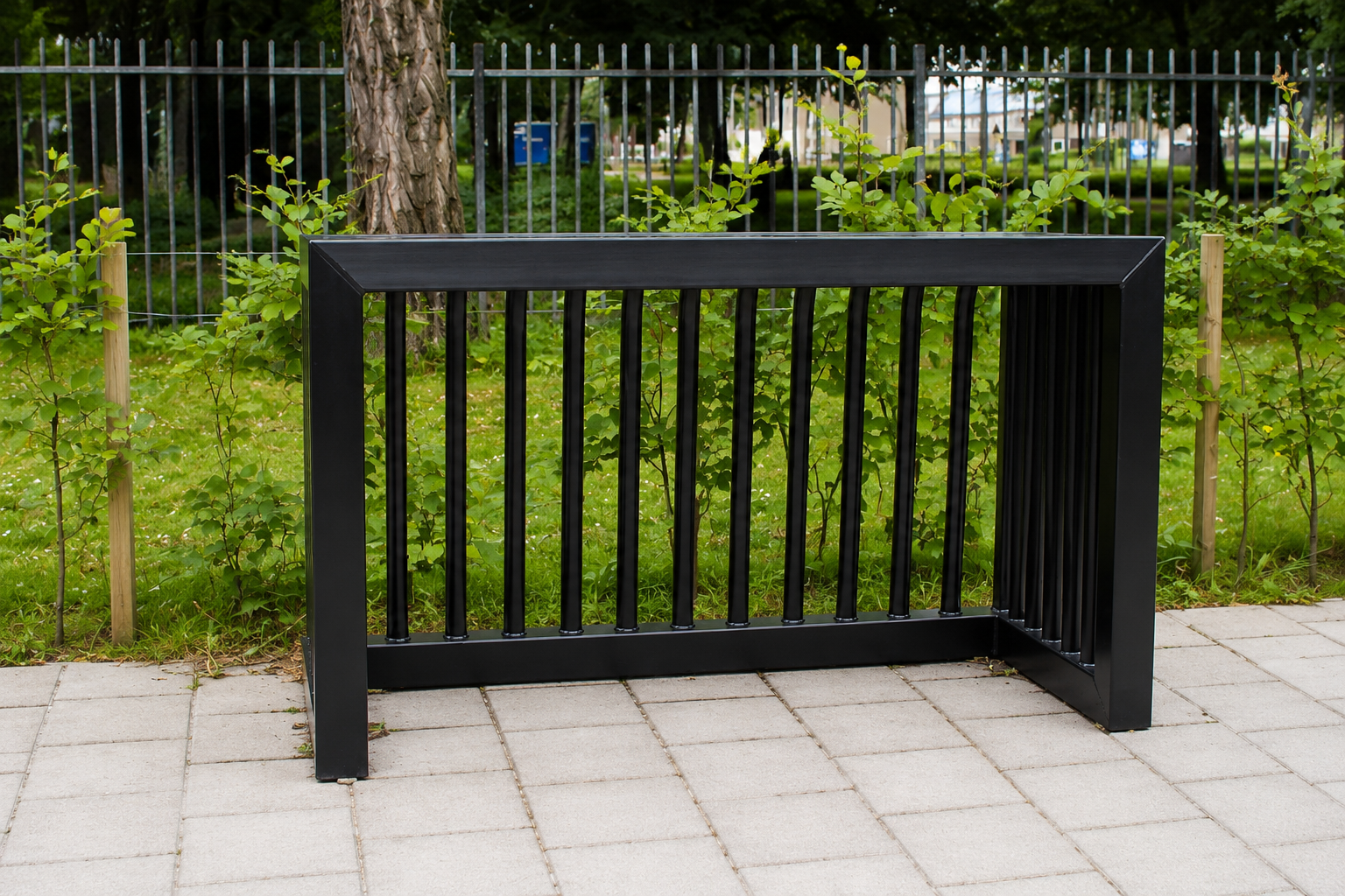 Antivandalisme doel 1.2 x 0.8m 7 Zwart antivandalisme doel 1,2 × 0,8 meter van aluminium voor openbare ruimte