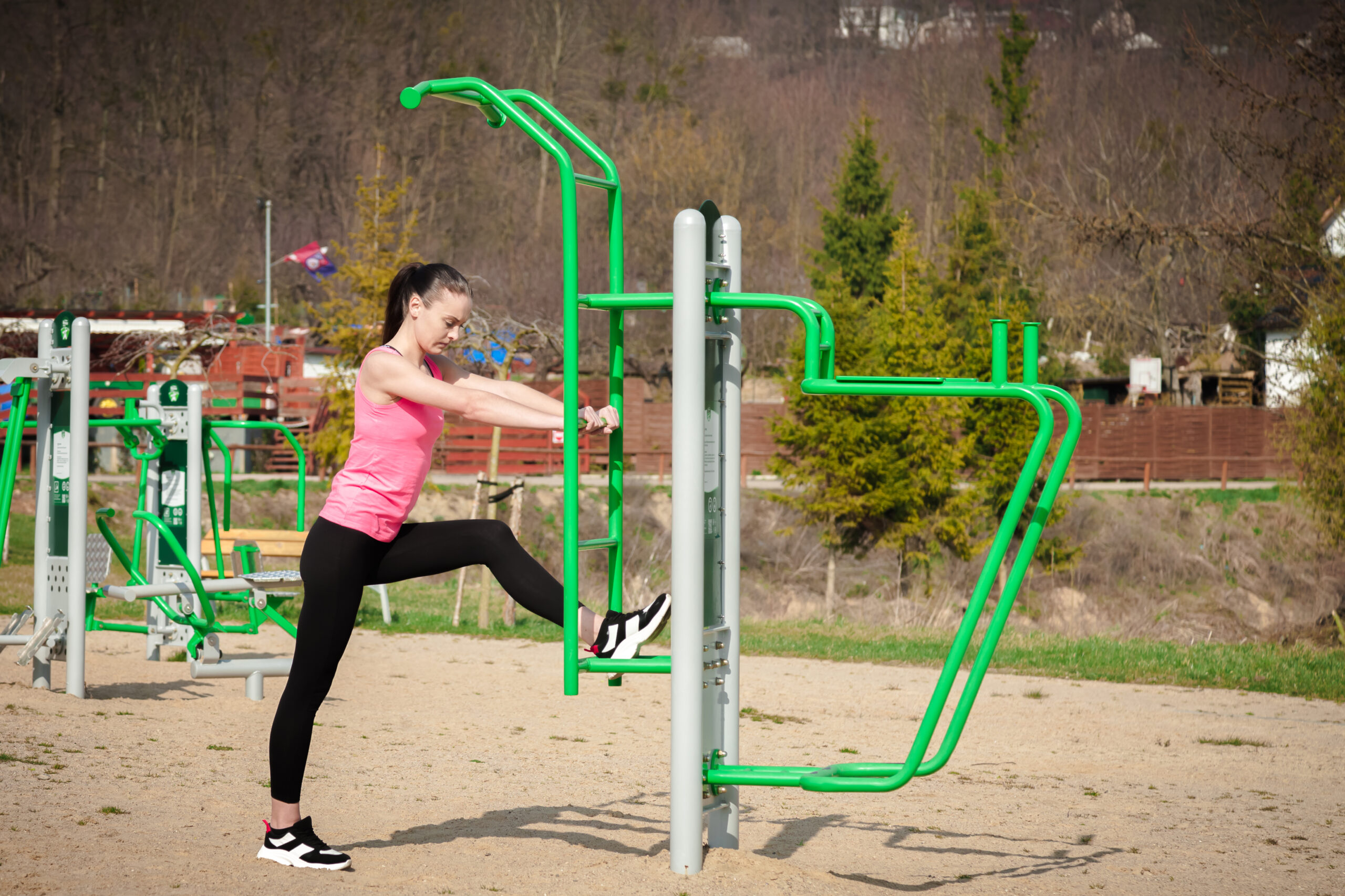 Nieuw! OF3-lijn buiten fitnesstoestellen 5 drabinka na pylonie scaled