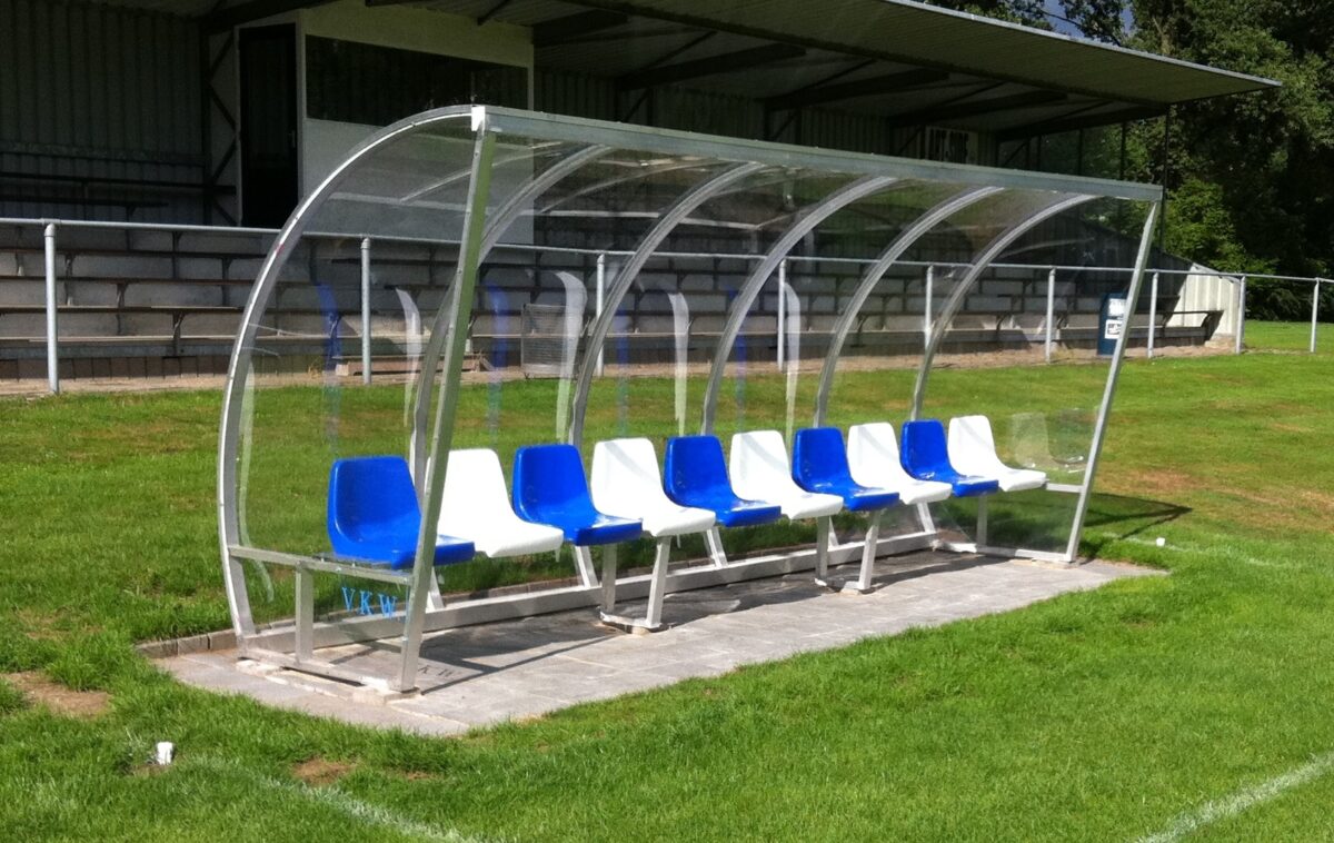 Dugouts kopen? 1 dugouts voetbal DO150 1