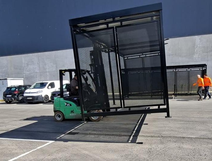 Lossen fietsoverkappingen Model Hagen 6 meter in België Veurne