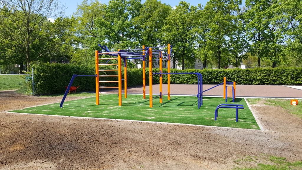 Waarom buitenfitness steeds populairder wordt in Nederland 10 Calisthenics toestel in Nijmegen geplaatst voor Gemeente Nijmegen met outdoor fitness en krachttraining in de openbare ruimte