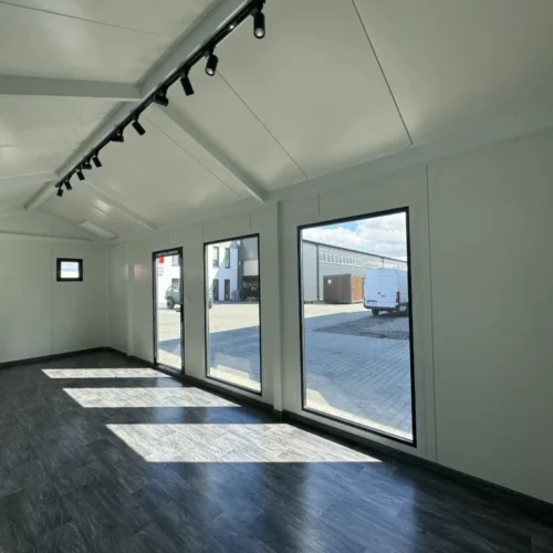 Modulaire kantoorunit 8 x 3 meter 21 Moderne kantoorunit 8 x 3 meter voor tijdelijk of permanent gebruik