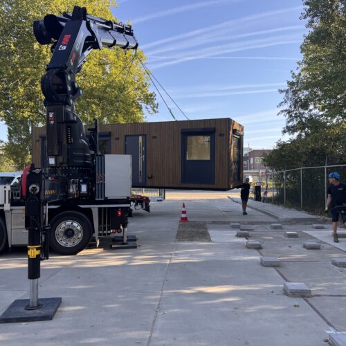 Kantoorunit 10 x 3 meter – luxe geïsoleerde kantoorcontainer 30 m² 29 Kantoorunit 10 x 3 meter voor buiten van SKWshop